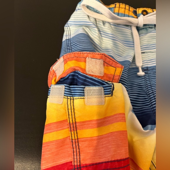 Boy’s 4T Lot of 2 Swim Trunk Shorts. - Picture 5 of 7